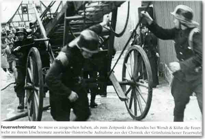 Historische Aufnahme eines Feuerwehreinsatzes aus der Chronik der Grünhainichener Feuerwehr. - Wendt und Kühn